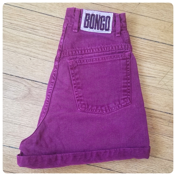 90s Highwaisted Shorts - Picture 2 of 3